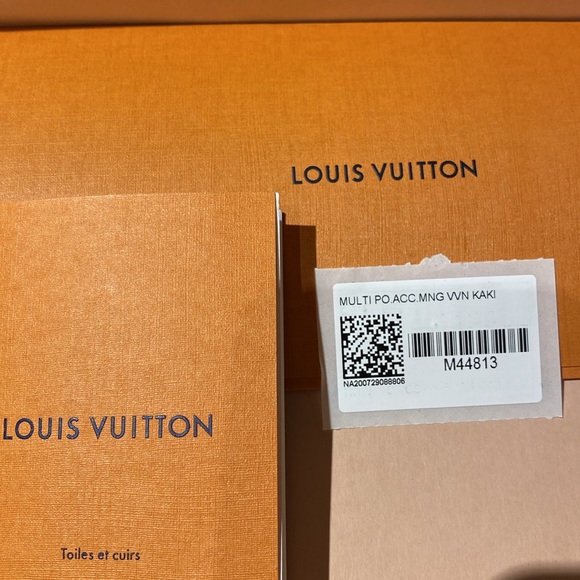 LOUIS VUITTON Multi Pochette Accessoires (Large Pochette, Coin Purse, & Strap) - Picture 4 of 7